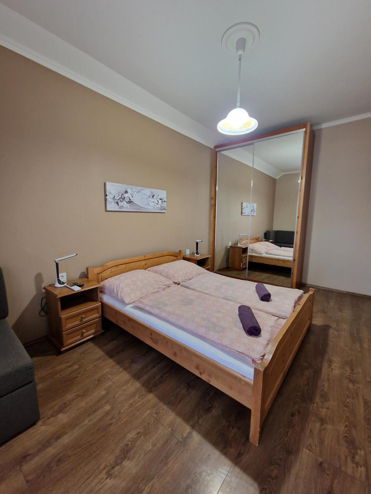 Villa Leticia Siófok Esterno foto