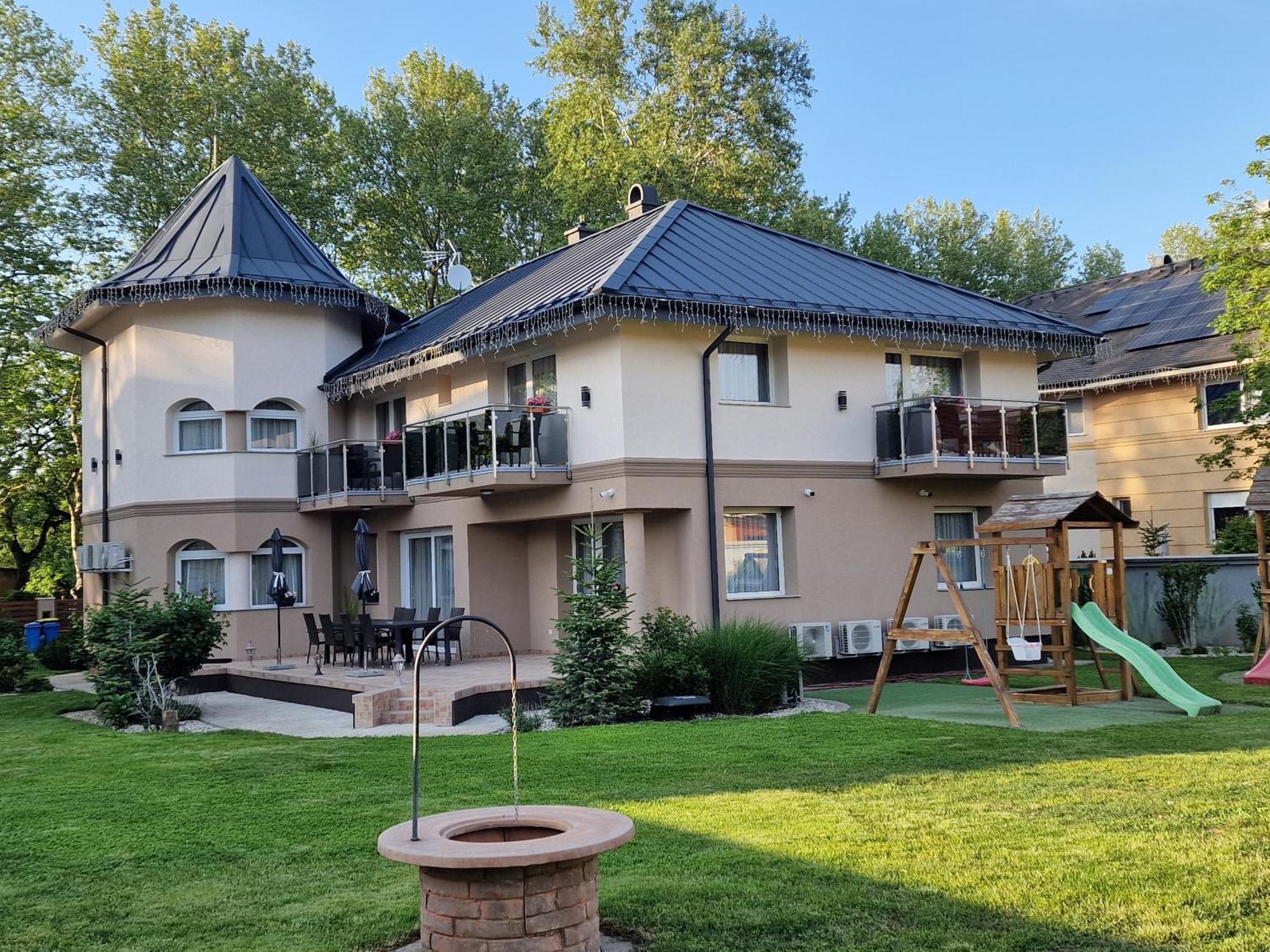 Villa Leticia Siófok Esterno foto